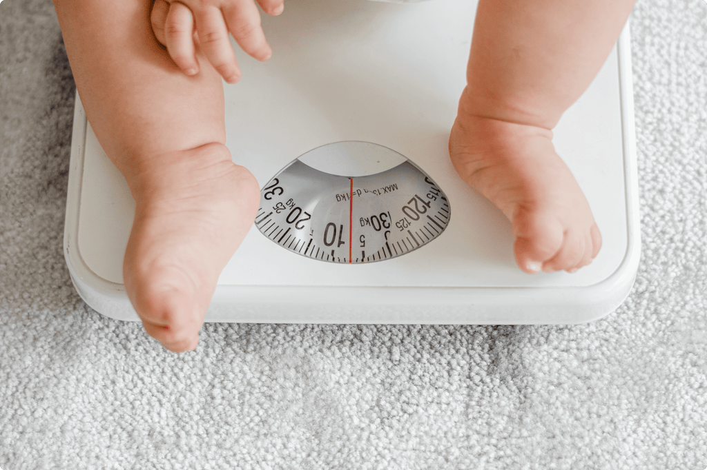 О важности весов для новорожденных